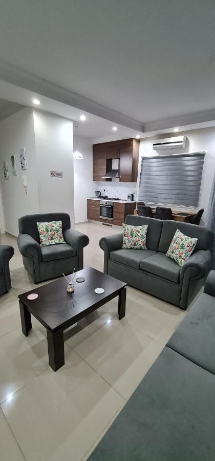 Oytam Apt Nicosia Kültér fotó